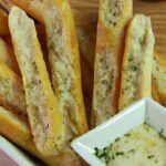 Irresistible Garlic Parmesan Breadsticks: A Savory Delight