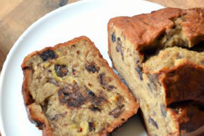 Irresistible Chocolate Chip Banana Bread: A Delicious Twist